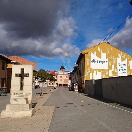 Albergue Villares De Orbigo - Solo Para Peregrinos Extérieur photo