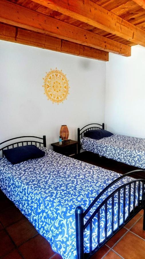 Albergue Villares De Orbigo - Solo Para Peregrinos Extérieur photo