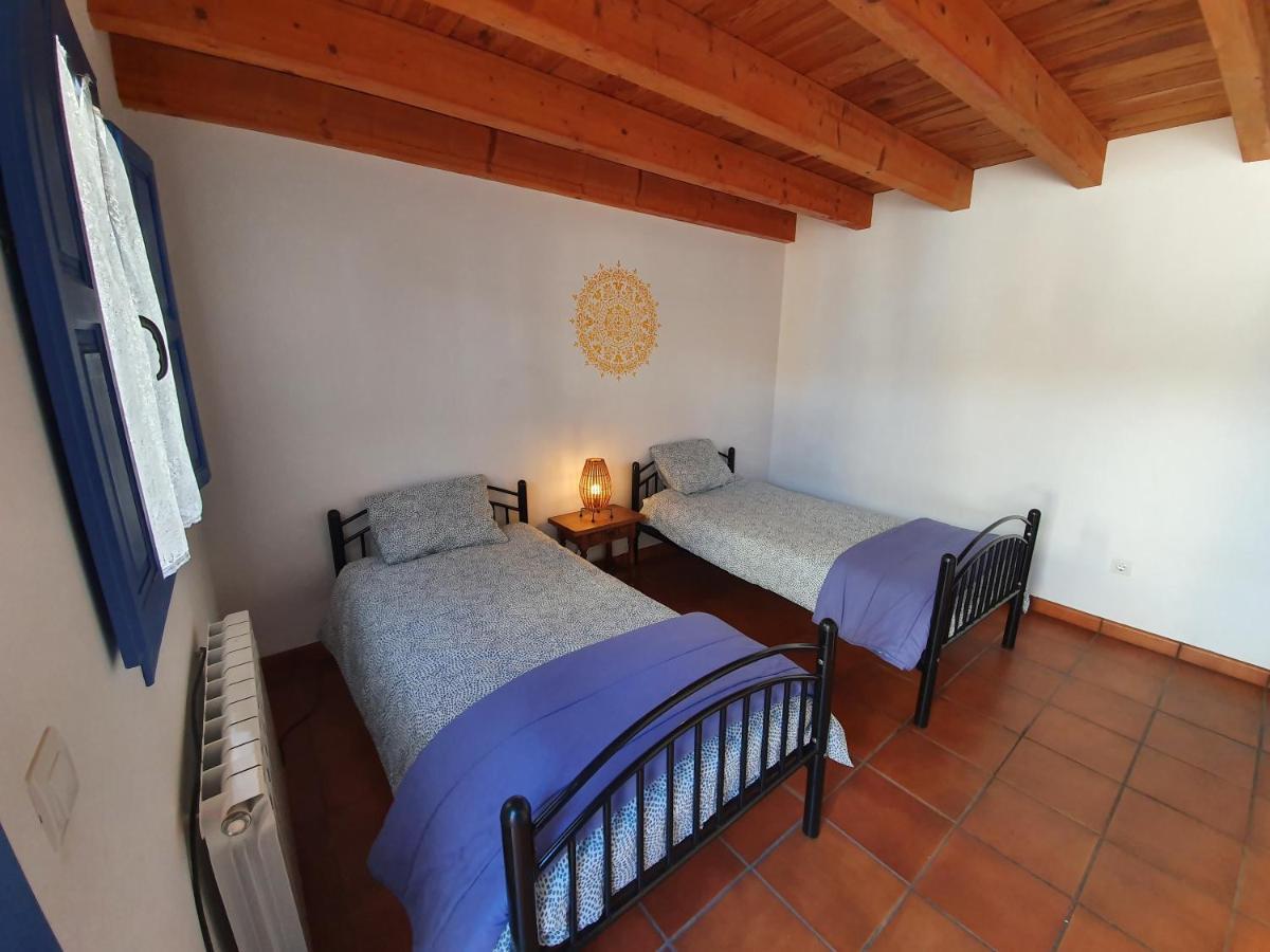 Albergue Villares De Orbigo - Solo Para Peregrinos Extérieur photo