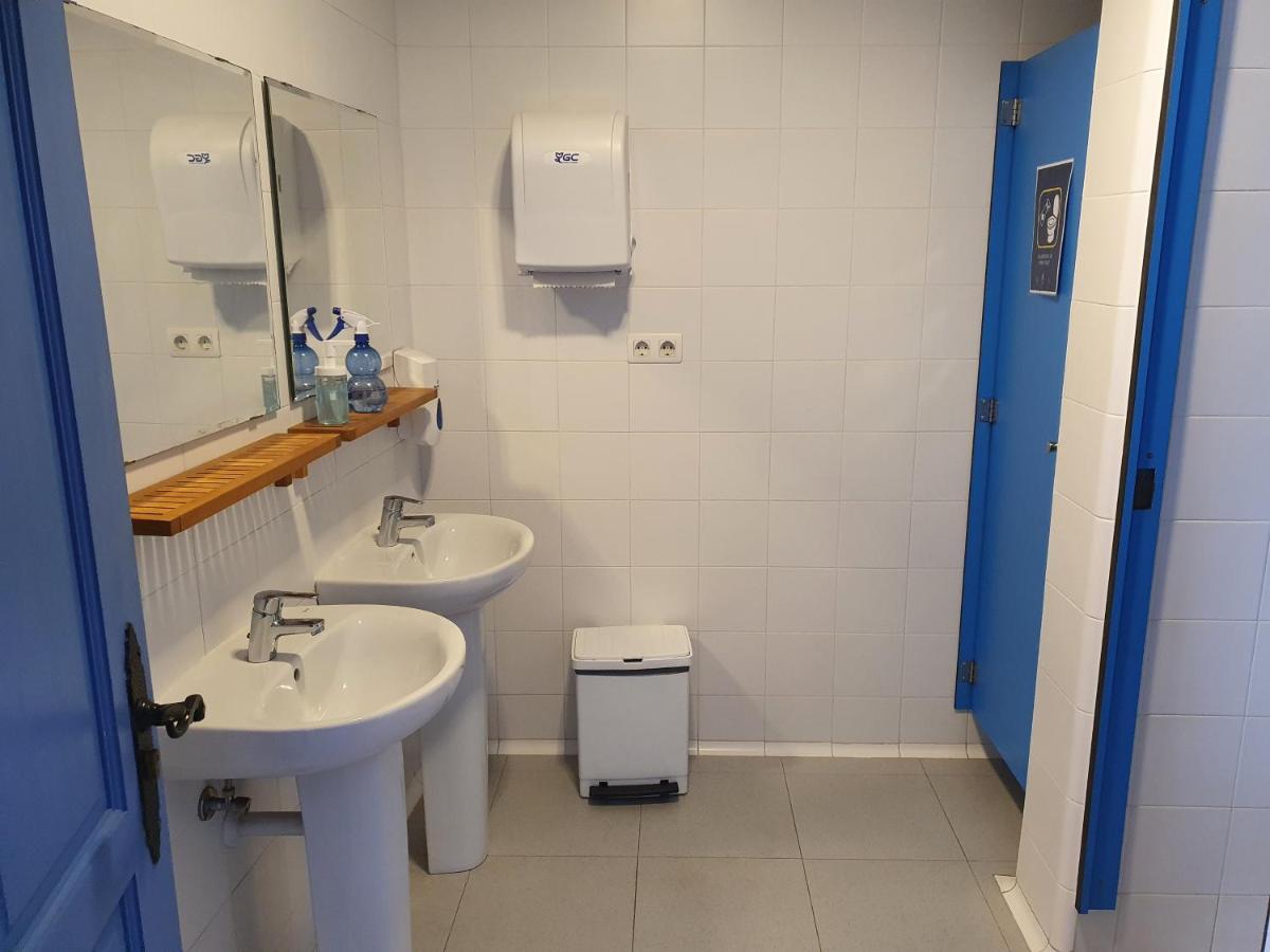 Albergue Villares De Orbigo - Solo Para Peregrinos Extérieur photo