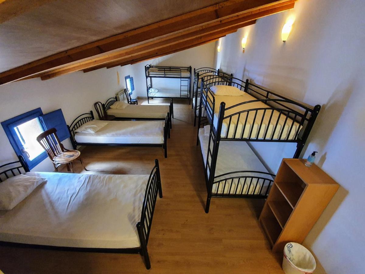 Albergue Villares De Orbigo - Solo Para Peregrinos Extérieur photo