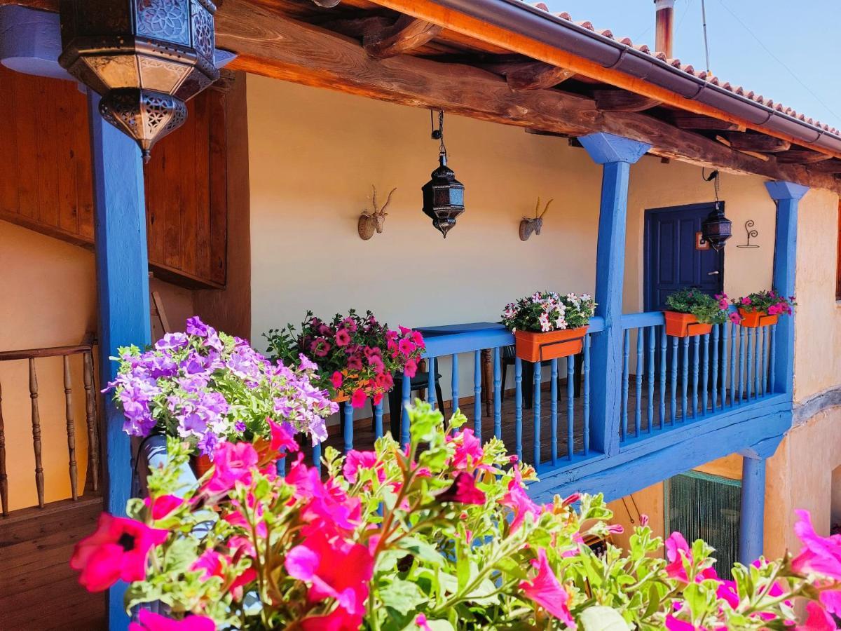 Albergue Villares De Orbigo - Solo Para Peregrinos Extérieur photo