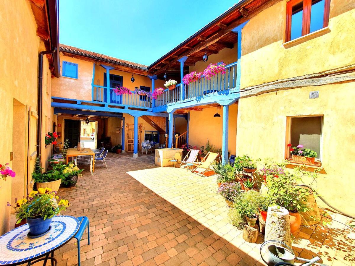 Albergue Villares De Orbigo - Solo Para Peregrinos Extérieur photo