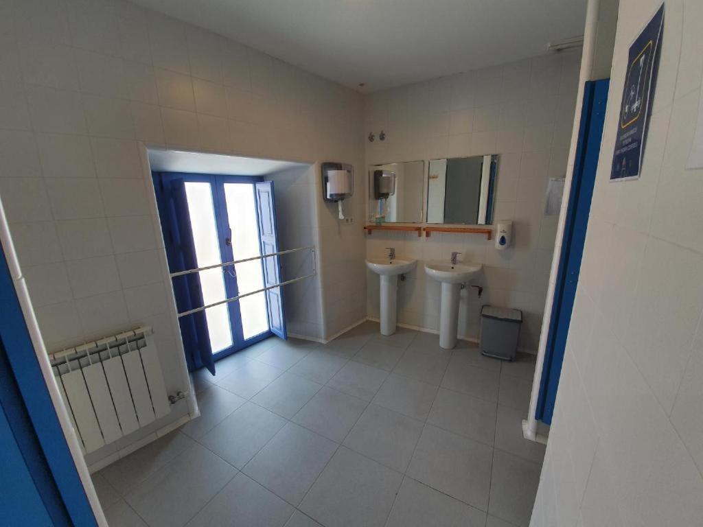Albergue Villares De Orbigo - Solo Para Peregrinos Extérieur photo