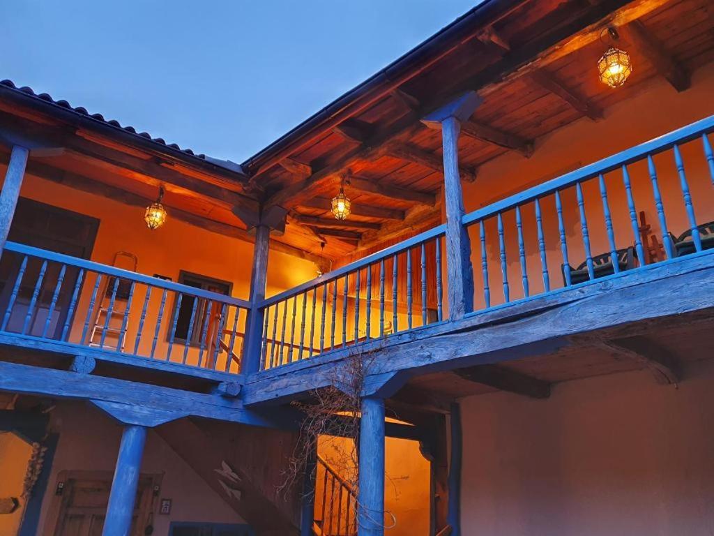 Albergue Villares De Orbigo - Solo Para Peregrinos Extérieur photo