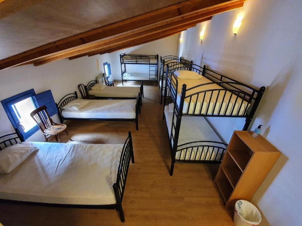 Albergue Villares De Orbigo - Solo Para Peregrinos Extérieur photo
